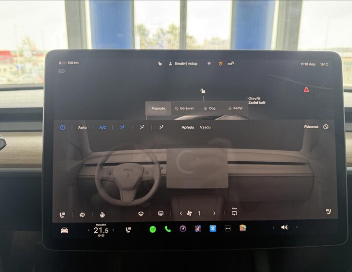 Tesla Model 3 Sedan / Limuzína 0,0 366 kw