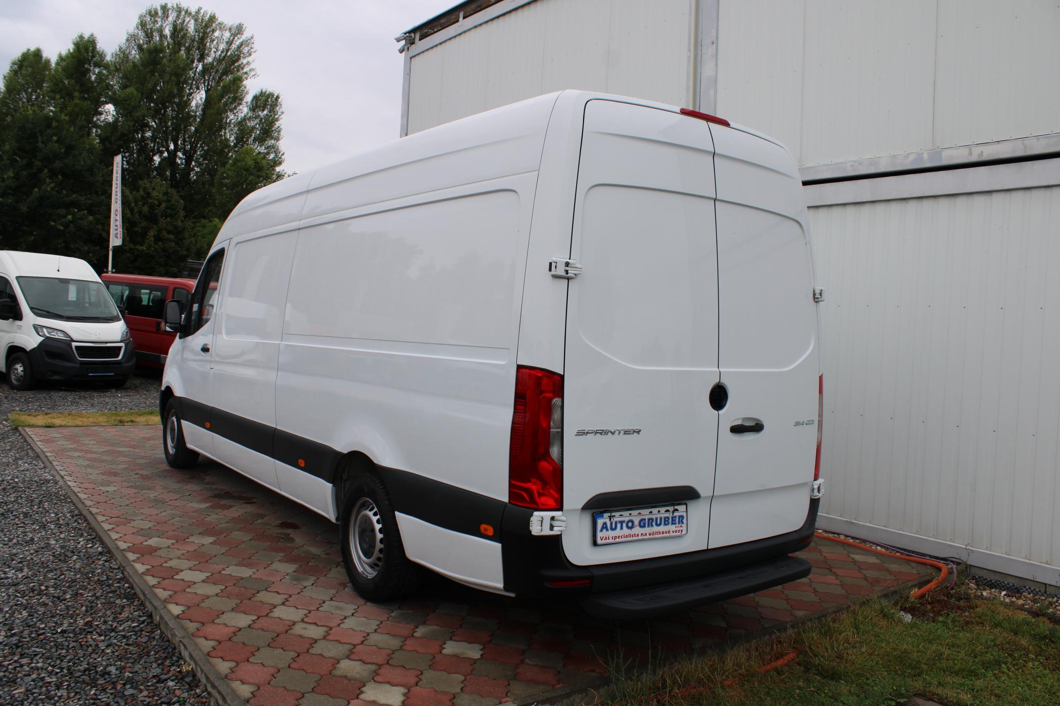Mercedes-Benz Sprinter