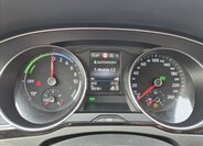 Volkswagen Passat Kombi 1,4 l 160 kw