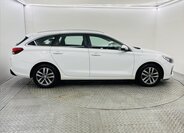 Hyundai i30 23