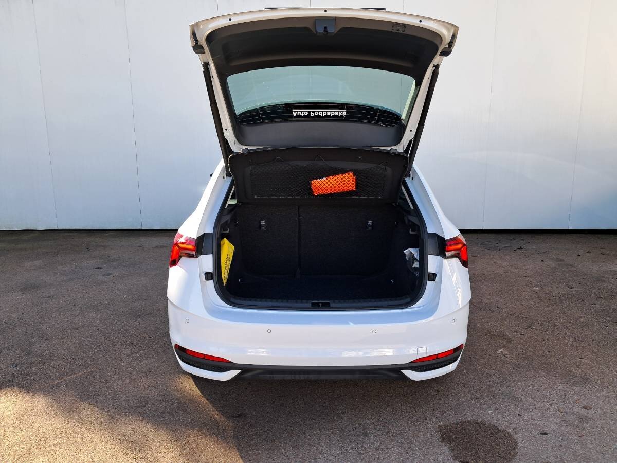 Škoda Scala Hatchback 1,0 l 85 kw