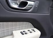 Volvo XC60 17