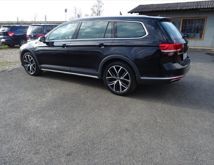 Volkswagen Passat Kombi 2,0 l 140 kw