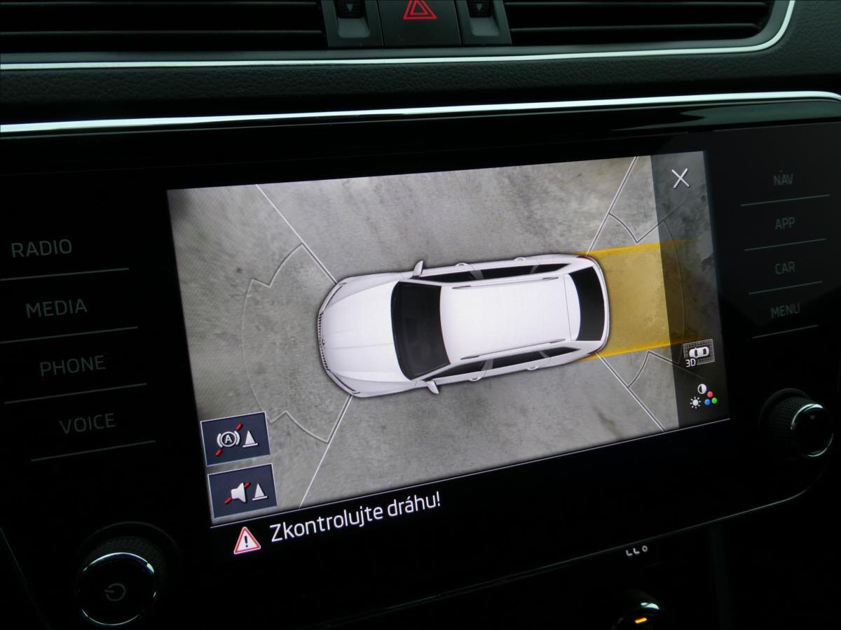 Škoda Superb Kombi 1,4 l 160 kw