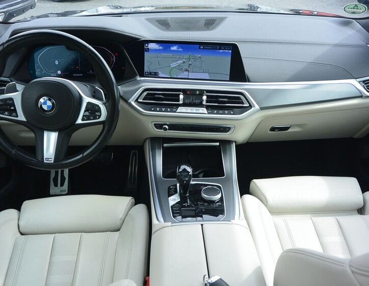 BMW X5 SUV / Terénní 3,0 l 250 kw
