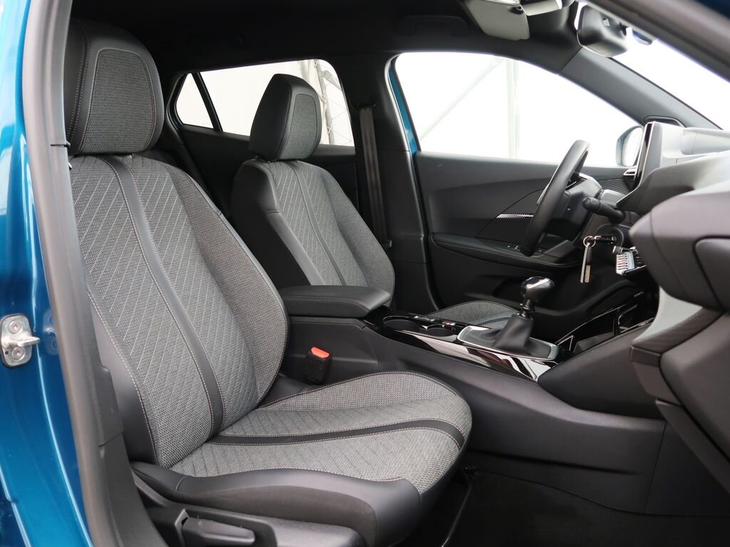 Peugeot 2008 SUV / Terénní 1,2 l 74 kw