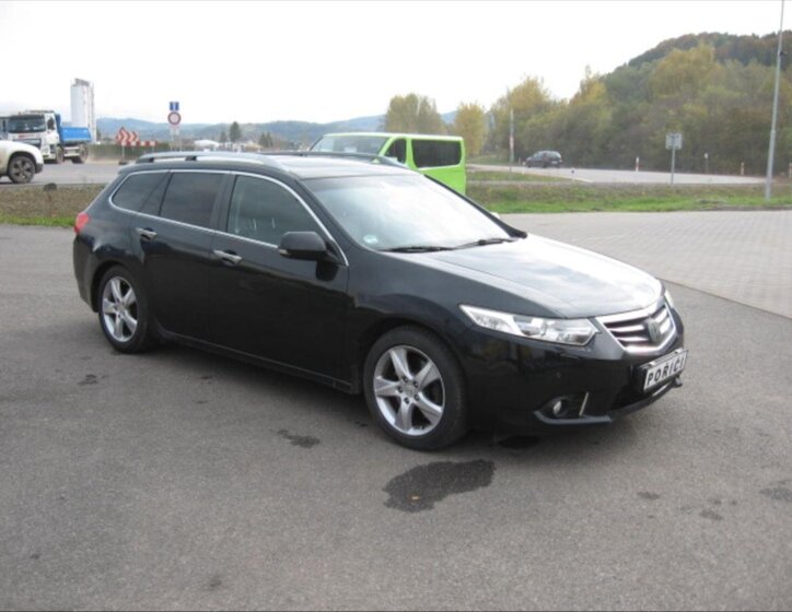 Honda Accord Kombi 2,4 l 148 kw
