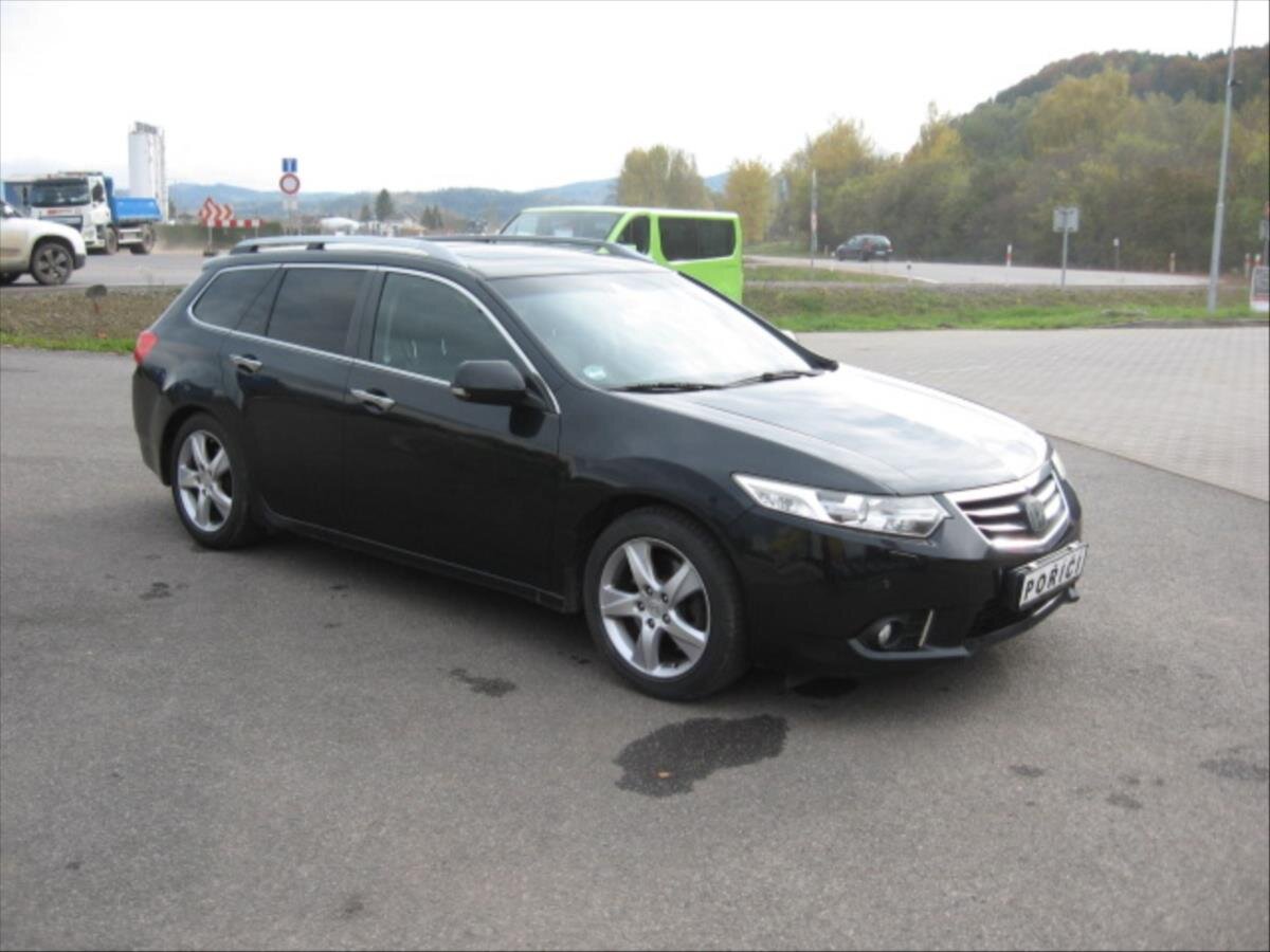 Honda Accord Kombi 2,4 l 148 kw