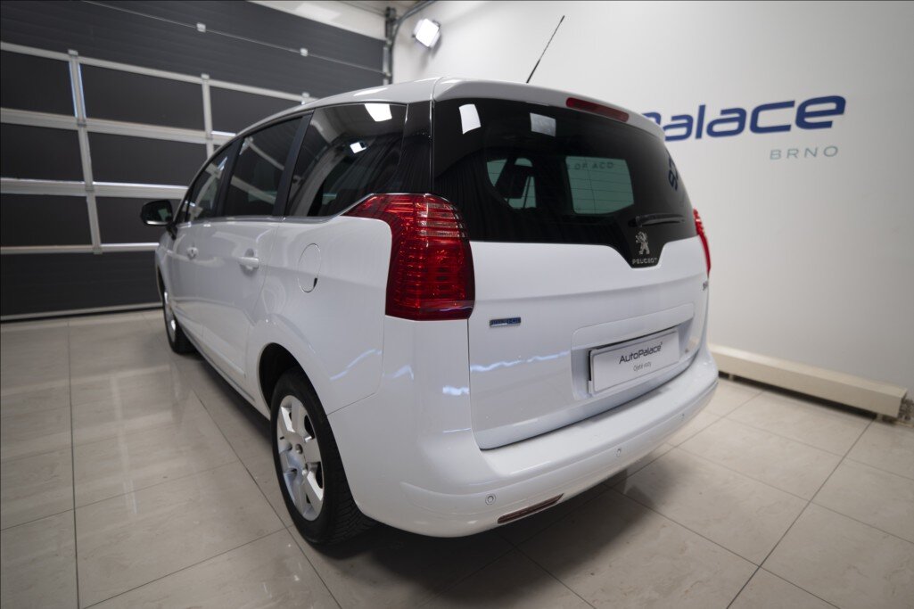 Peugeot 5008 MPV 1,6 l 88 kw