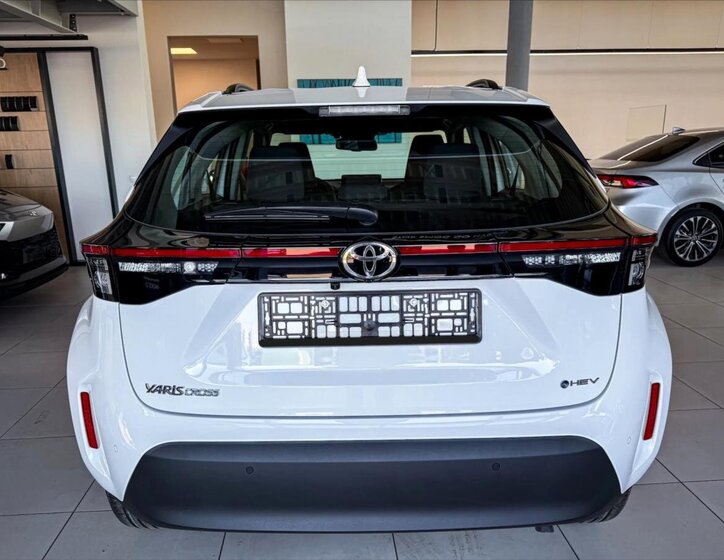 Toyota Yaris Cross SUV 1,5 l 85 kw