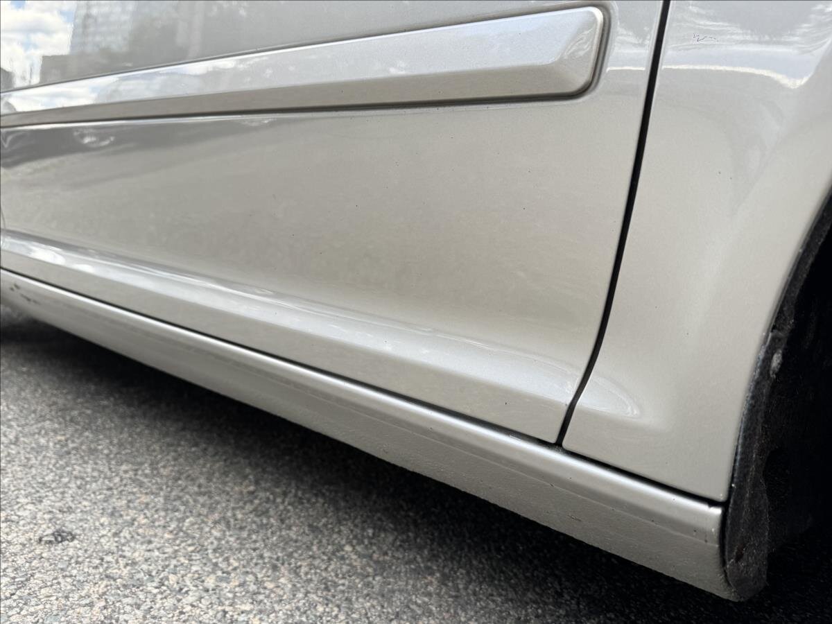 Škoda Octavia Kombi 1,6 l 77 kw