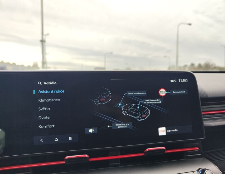 Hyundai Kona SUV / Terénní 1,6 l 146 kw