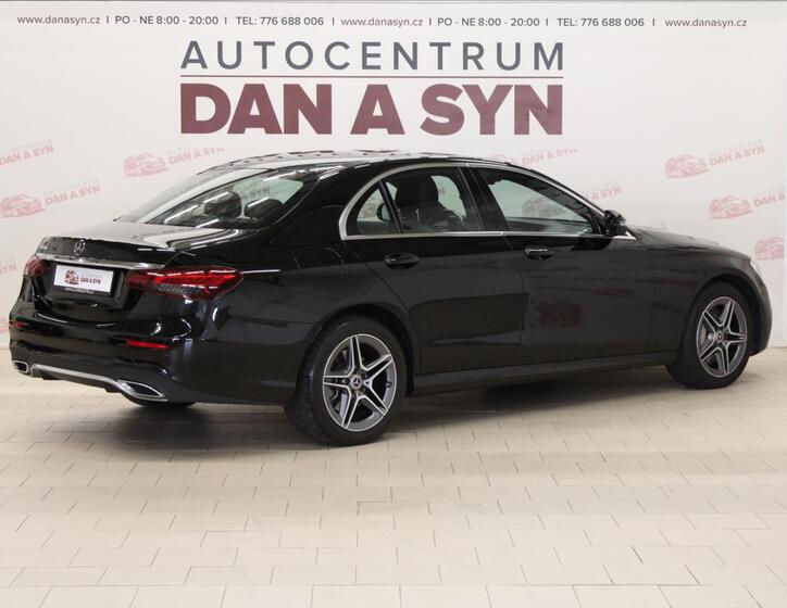 Mercedes-Benz Třídy E 4