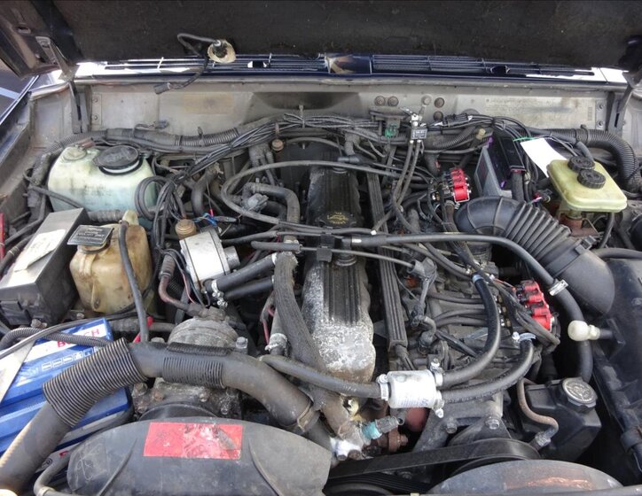 Jeep Cherokee SUV / Terénní 4,0 l 136 kw