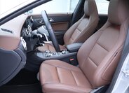 Mercedes-Benz CLA 12