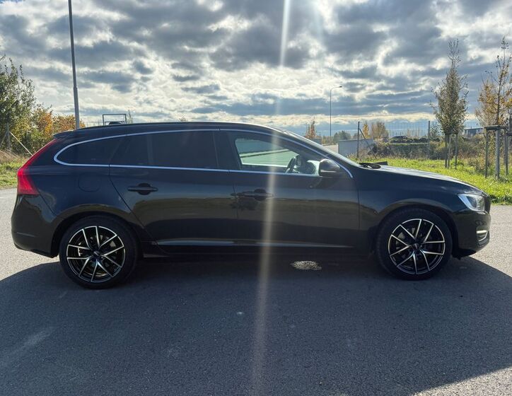 Volvo V60 6