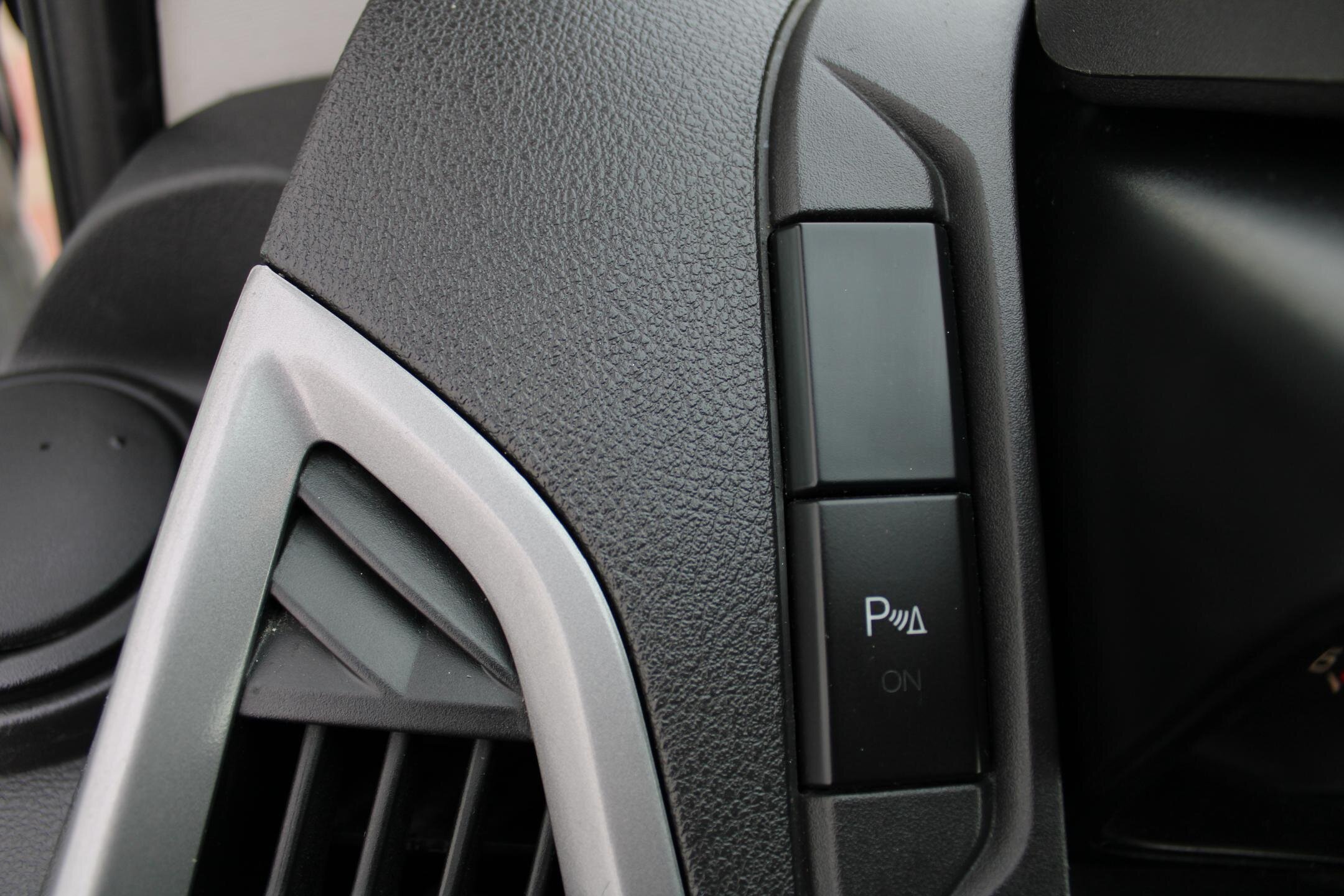 Ford Transit Custom Užitková 2,2 l 92 kw