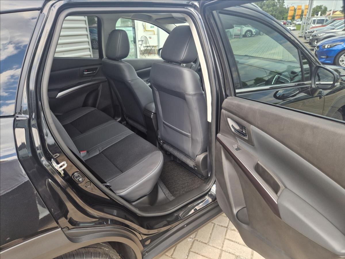 Suzuki S-Cross SUV 1,4 l 95 kw