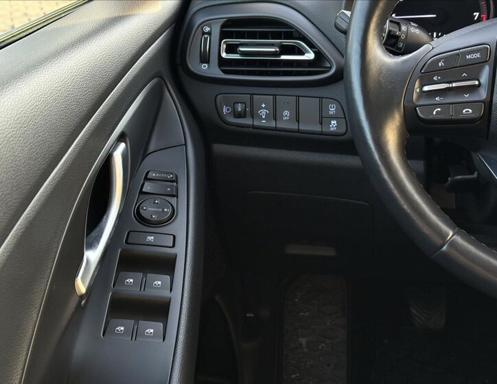 Hyundai i30 Hatchback 1,5 l 80 kw