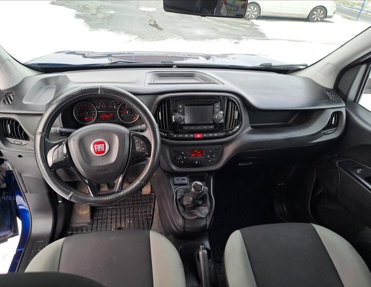 Fiat Dobló 9