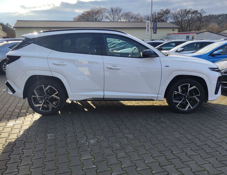 Hyundai Tucson SUV 1,6 l 118 kw