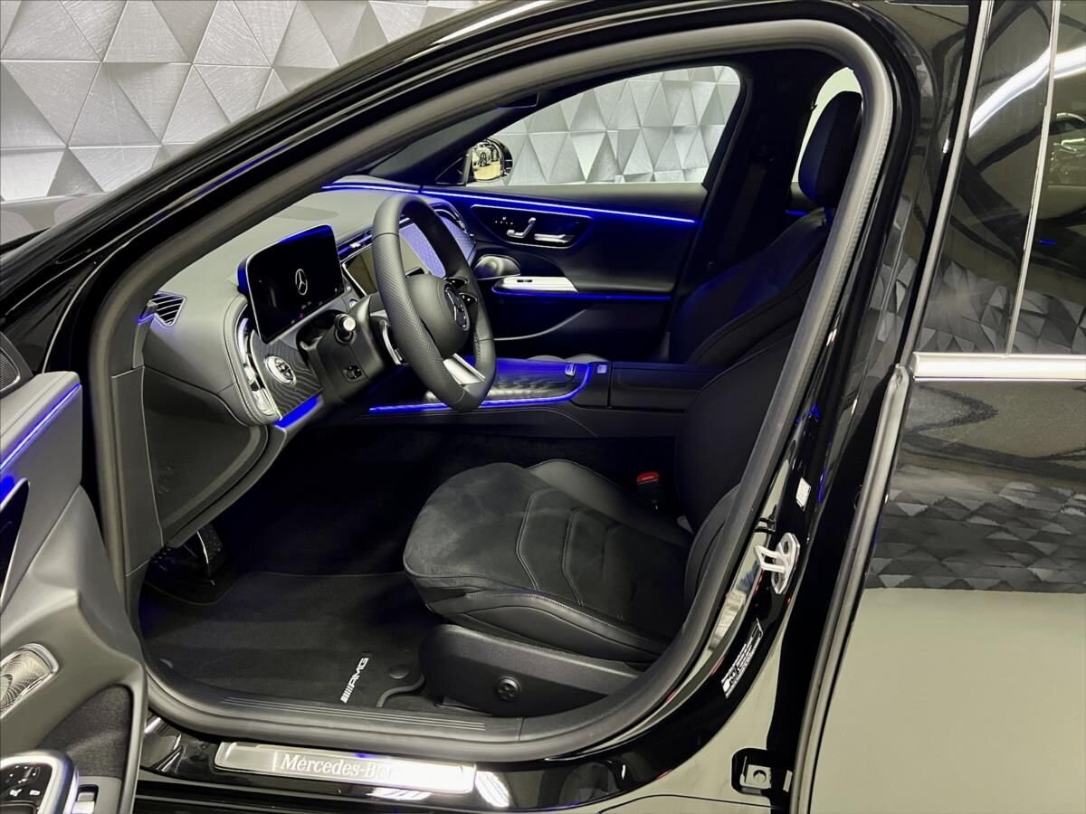 Mercedes-Benz Třídy E Sedan / Limuzína 2,0 l 240 kw