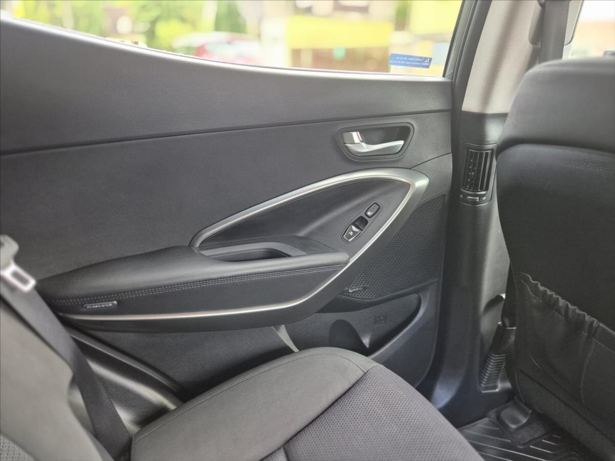 Hyundai Santa Fe SUV 2,2 l 147 kw