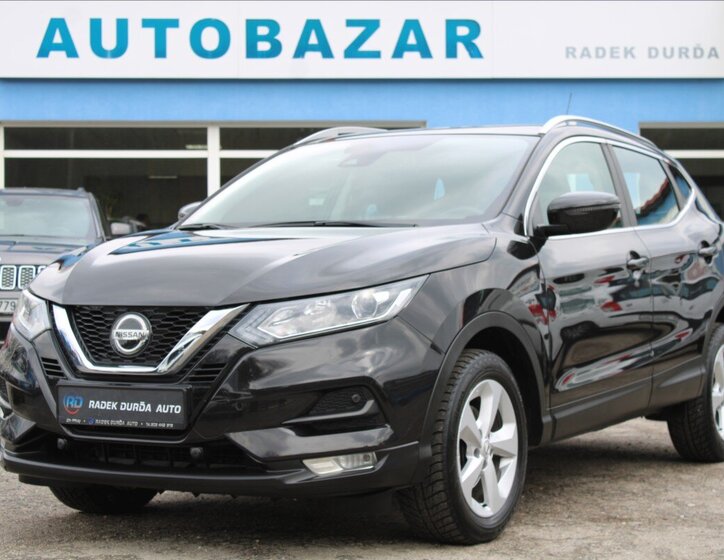 Nissan Qashqai SUV / Terénní 1,3 l 103 kw