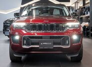 Jeep Grand Cherokee 9