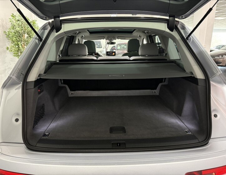 Audi Q7 SUV 3,0 l 200 kw