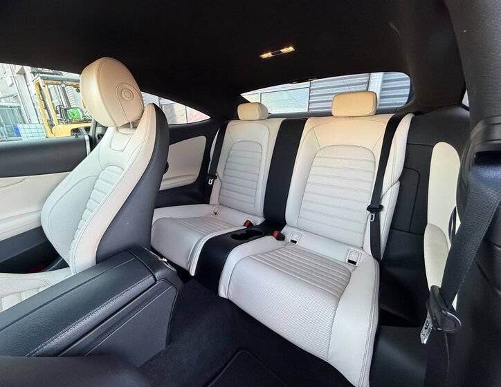 Mercedes-Benz Třídy C Kupé 2,1 l 150 kw