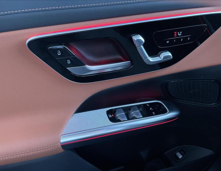 Mercedes-Benz GLC 12