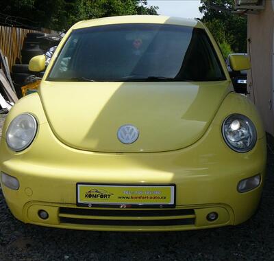 Volkswagen New Beetle 2