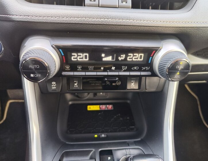 Toyota RAV4 SUV 2,5 l 163 kw