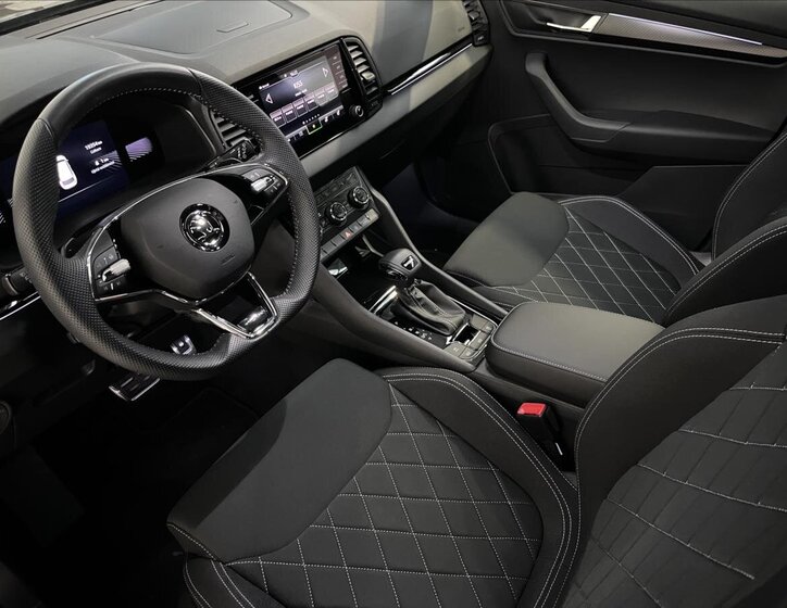 Škoda Karoq SUV 1,5 l 110 kw