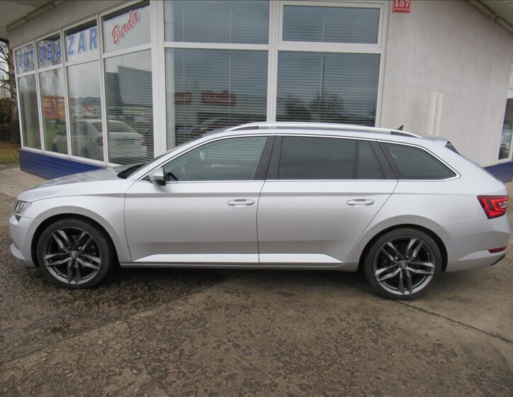 Škoda Superb Kombi 2,0 l 110 kw