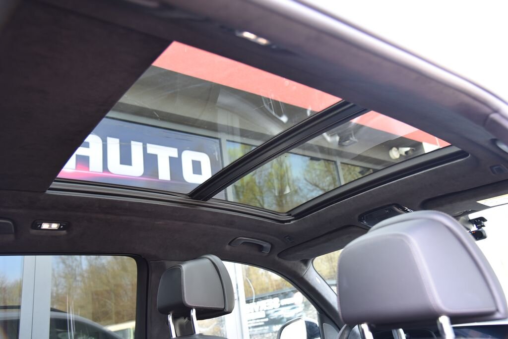 BMW X7 SUV / Terénní 3,0 l 195 kw