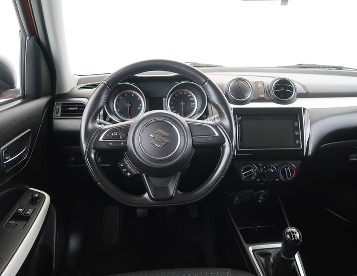 Suzuki Swift 18