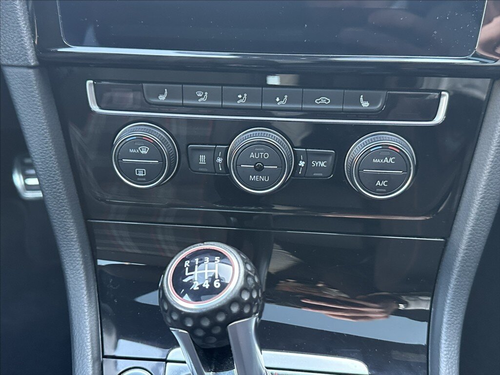 Volkswagen Golf Hatchback 2,0 l 180 kw