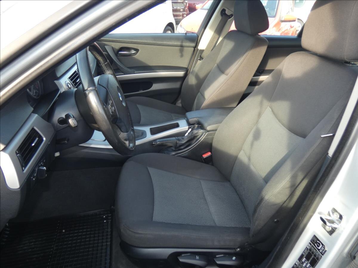 BMW Řada 3 Sedan / Limuzína 2,0 l 95 kw