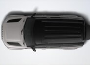 Land Rover Defender 4