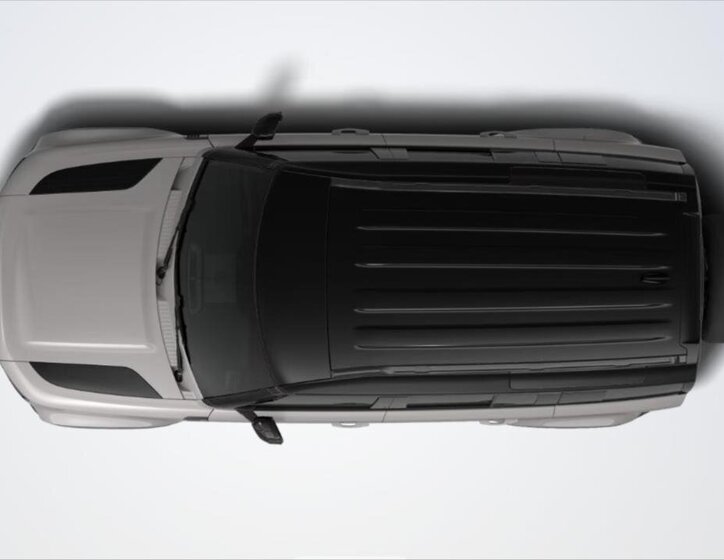 Land Rover Defender 4