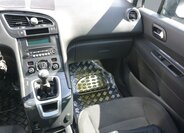 Peugeot 5008 MPV 1,6 l 88 kw