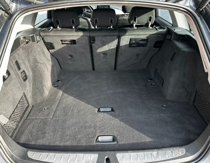 BMW Řada 3 Kombi 2,0 l 120 kw