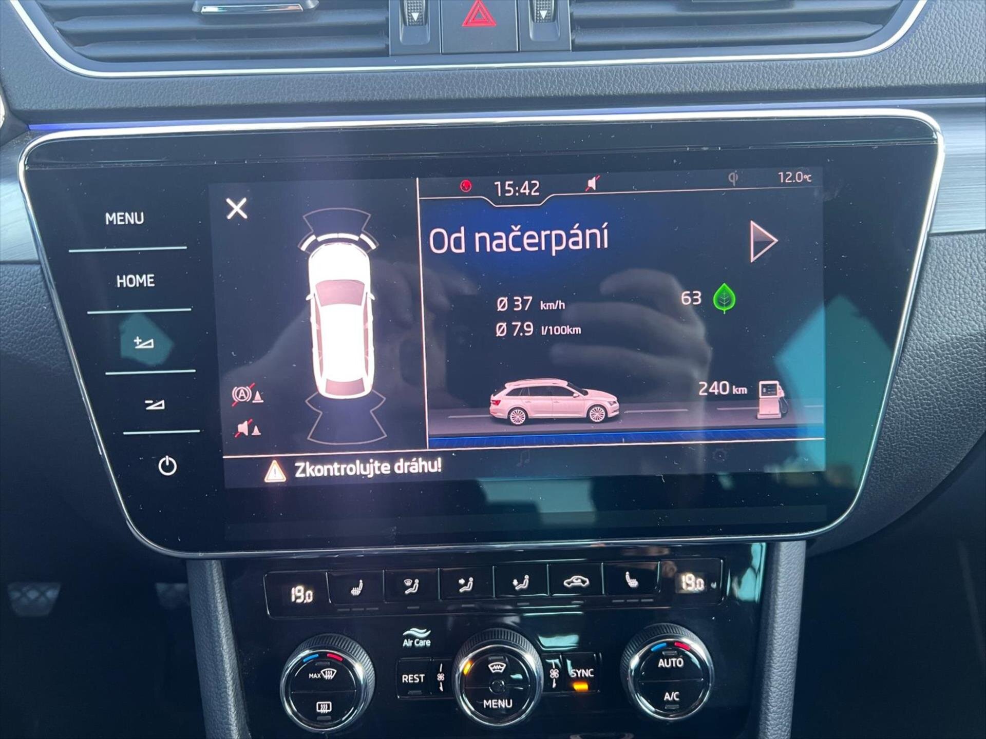 Škoda Superb Kombi 1,5 l 110 kw