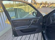 Mercedes-Benz Ostatní Sedan / Limuzína 0,0 145 kw