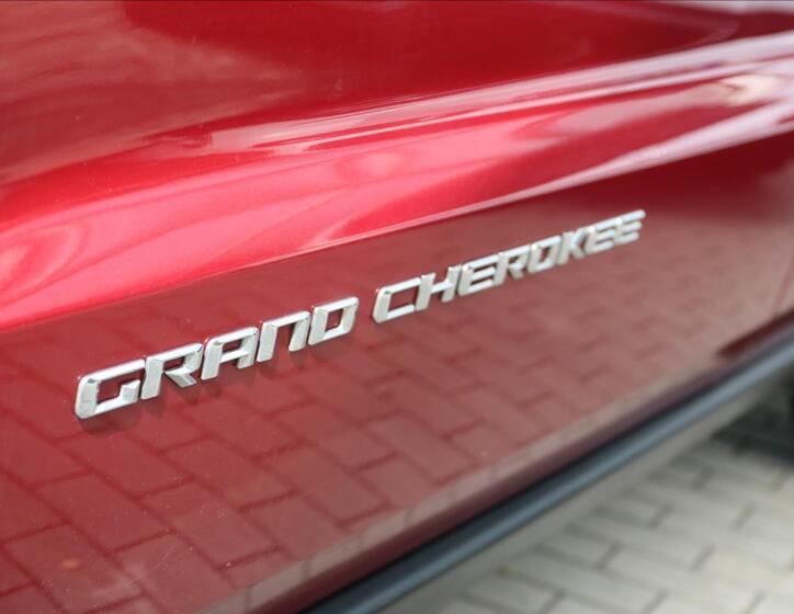 Jeep Grand Cherokee 15