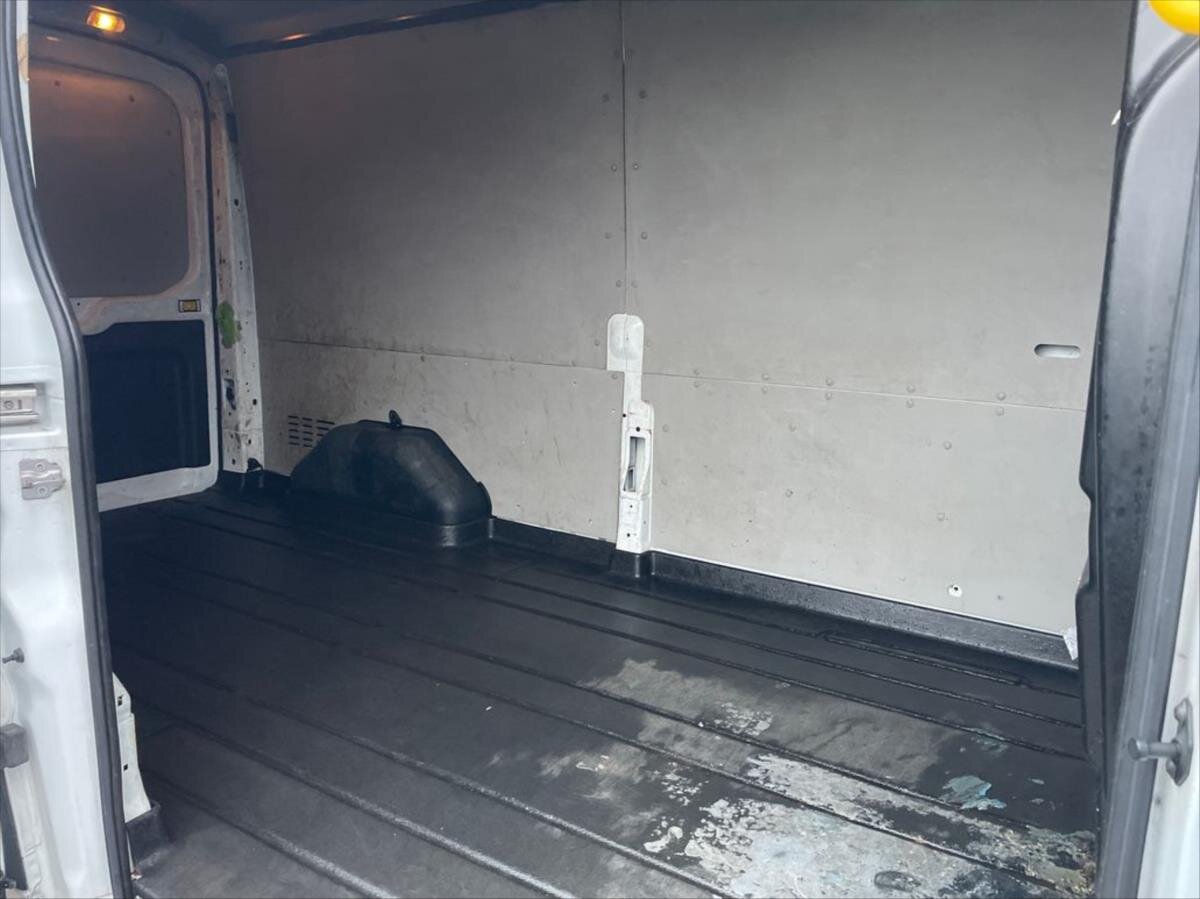 Ford Transit Skříň 2,0 l 96 kw