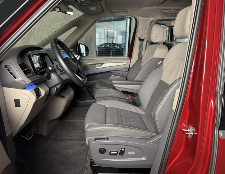 Volkswagen Multivan 28