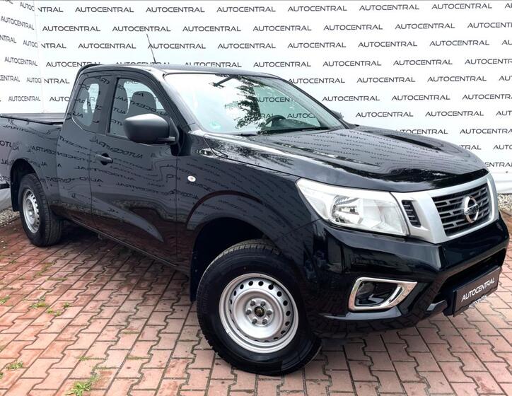 Nissan Navara 1